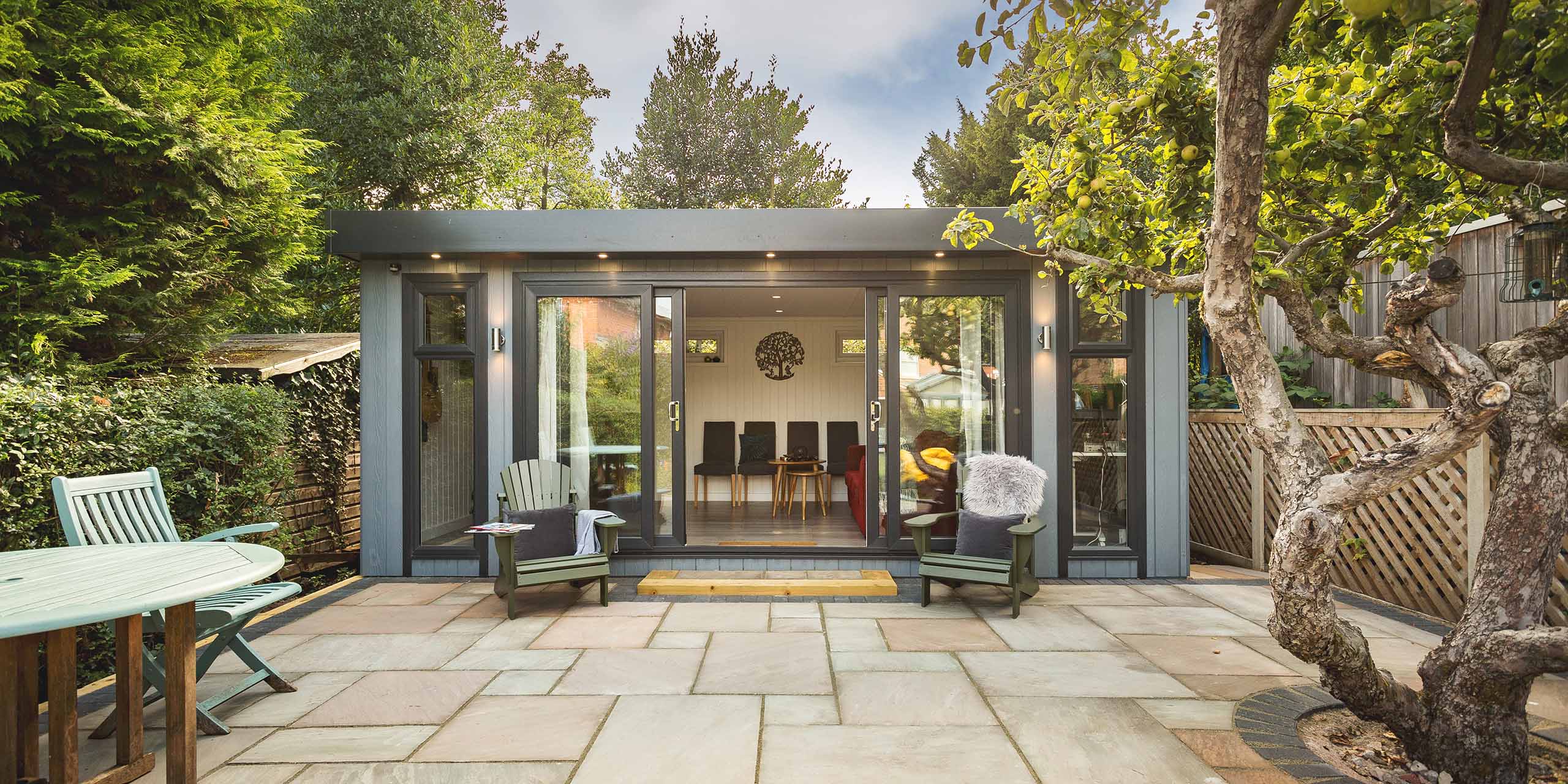 garden room outside view on patio area